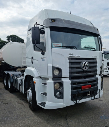 Imagem 1 de 13 de Caminhão Vw Constelation 25390 6x2 Mecanico - Ano 2013
