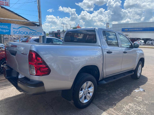Imagen 4 de 14 de Toyota Hilux 2016 2.7 Cabina Doble Sr Mt