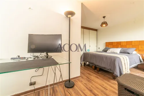 Departamento En Venta 3d En Vitacura, Costado Sport Frances