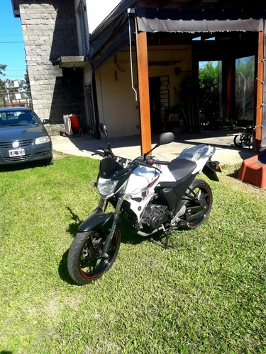 Imagen 7 de 16 de Yamaha Fz