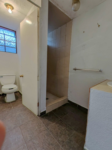 Imagen 25 de 28 de Edificio Con Habitaciones Y Casa, En Venta Cerca Del Tec De Mty Y Facultades (con Retorno Inmediato De Inversion)