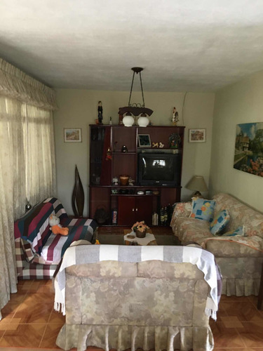 Belíssima Chácara Com Vista Maravilhosa!