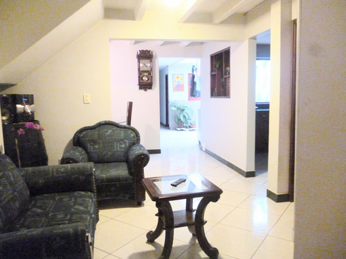 Casa En Venta Barrio Toscana Medellin