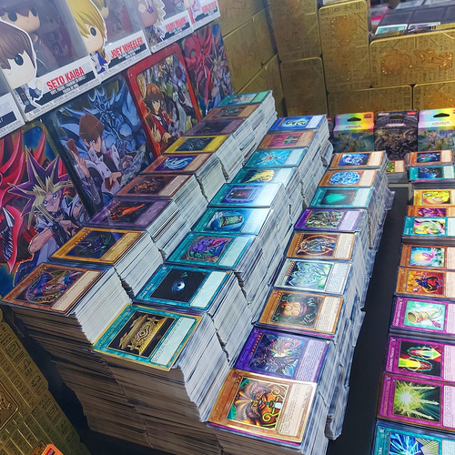 Super Lote Yugioh Com 108 Cards + Megalata / Megatin - Vazia
