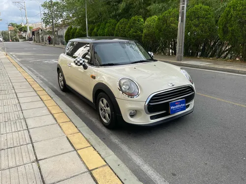 Mini Cooper 1.5 F55 Pepper