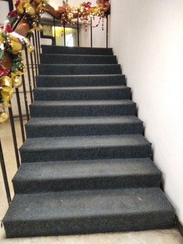 Imagen 6 de 10 de Alfombras Para Oficinas Y El Hogar