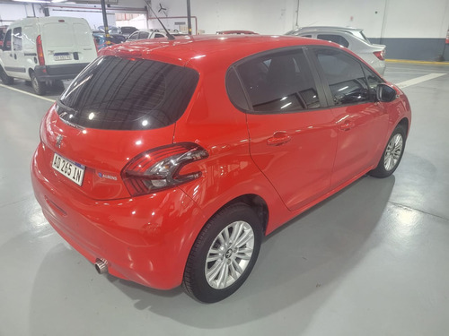 Peugeot 208 1.6 Allure