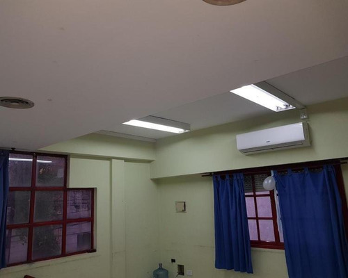 Imagen 10 de 19 de Local En Alquiler En Centro De Lanus Oeste