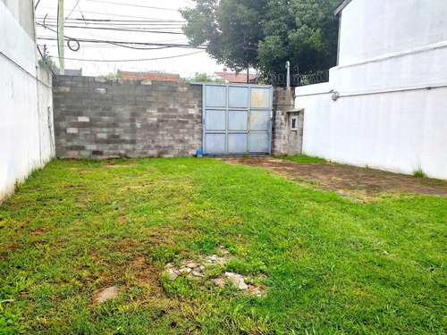 Imagen 4 de 16 de Excelente Terreno En Zona Residencial De Villa Adelina!!