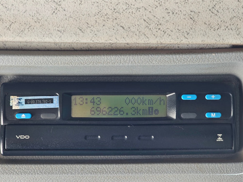 Mb Atron1635 4x2 Ñé Volvo Fm 370 Vm 330360 Fh 400 Fh 380 460