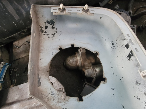 Cantonera Trasera Tapon Gasolina Hummer H3 2006-2010 (Usado)