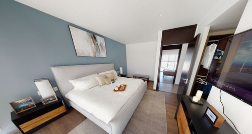 Renta Departamento Con Terraza En Bosque Real