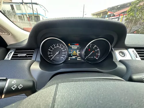 Land Rover Evoque 2.0 Pure Si4