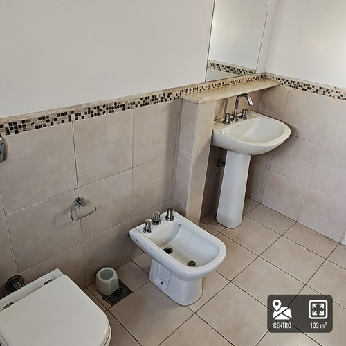 Casa En Venta Céntrica . Excelente Estado En Gualeguaychú.