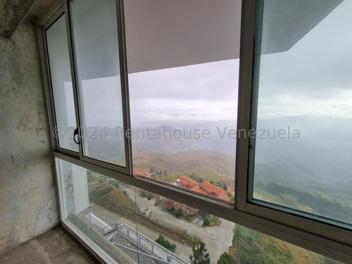 Apartamento En Obra Gris En La Urb. Loma Linda. Construye El Hogar De Tus Sueños