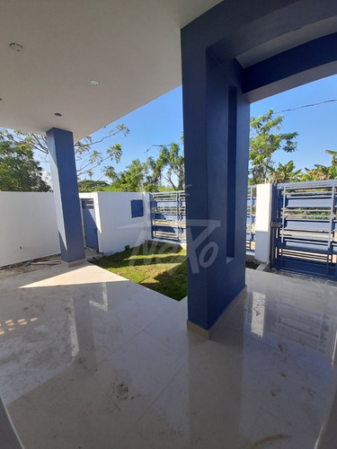 Imagen 7 de 30 de Casa A Estrenar En Residencial Cerrado, Santiago (hfc-212)