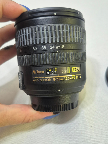 Nikon Lente Nikkor Af-s 18-70mm Eg Dx Cchic & Nikon F Preto (Usado)
