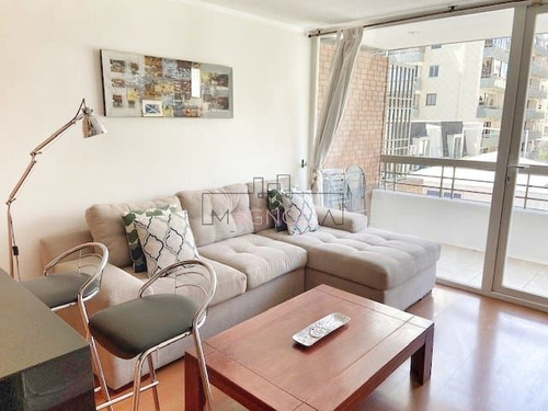 Departamento En Venta De 2 Dorm. En Las Condes