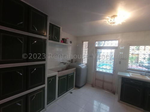 Imagen 8 de 30 de Casa En Venta En Centro Barquisimeto Lara +++23-19052 */m.e.c - R-a-h N° +0-4-2-4- 5.5.6. 5.7. 5.9 *--**
