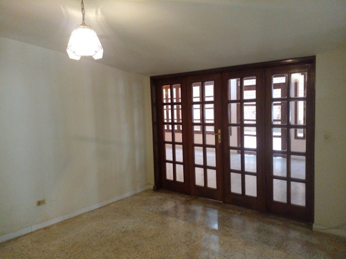 Imagen 3 de 21 de Judithe.venta Casa Maracaibo Calle Cerrada