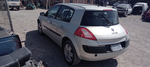 Riel De Inyectores Megane 2 2004 2.0 (Usado)
