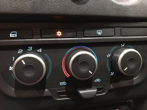 Imagem 10 de 12 de Celta 1.0 Mpfi Lt 8v Flex 4p Manual