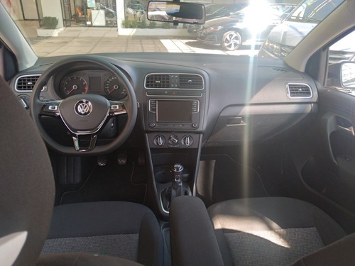 Imagen 10 de 15 de Volkswagen Polo 2020 1.6 L4 Sound Mt