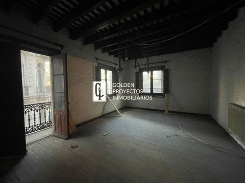 Venta De Edificio Esquina Padrón Unico En Ciudad Vieja