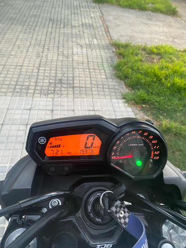 Yamaha Xj6