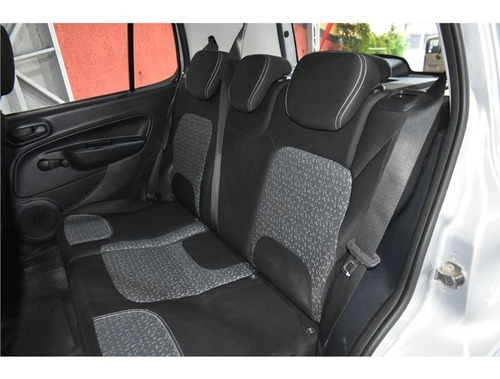 Imagem 9 de 14 de Fiat Uno 1.0 Fire Flex Attractive Manual