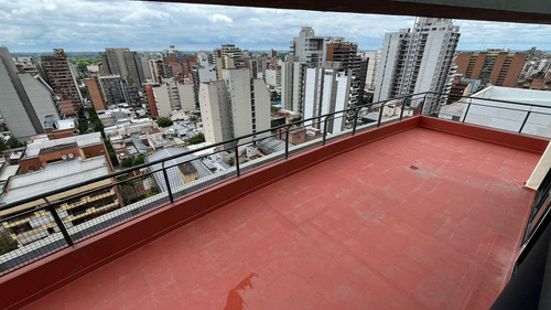 Departamento En Laprida Al 700