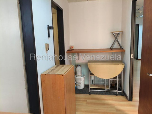 Oficina En Venta En Boleita Norte.