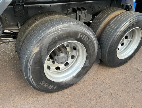 Iveco Tector 240e28 6x2 Caçamba Nova -13/14- Naves Seminovos