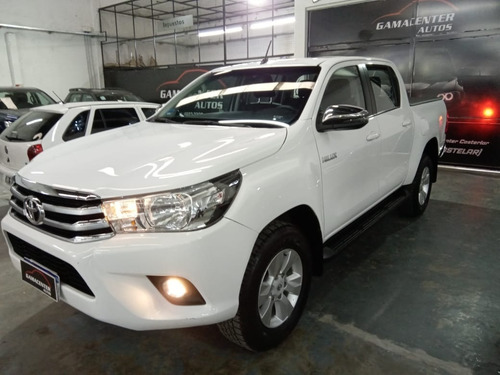 Imagen 22 de 25 de Toyota Hilux Srv 4x2 Aut