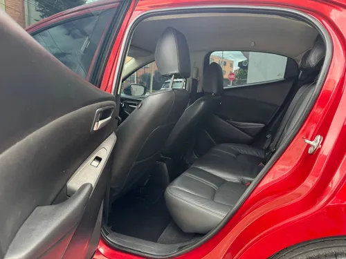 Mazda 2 1.5 TOURING TP