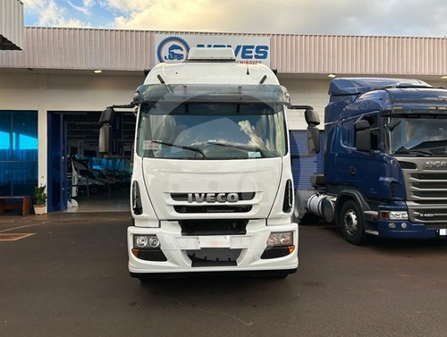 Iveco Tector 240e28 6x2 Caçamba Nova -13/14- Naves Seminovos