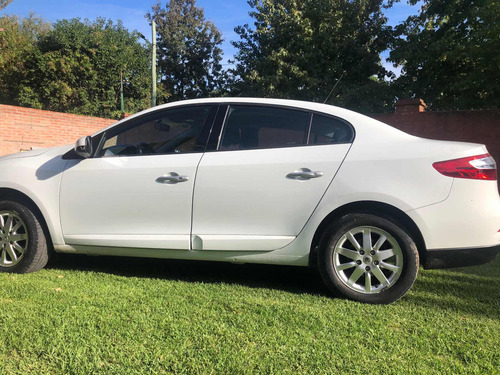 Renault Fluence 2.0 Dynamique 2012