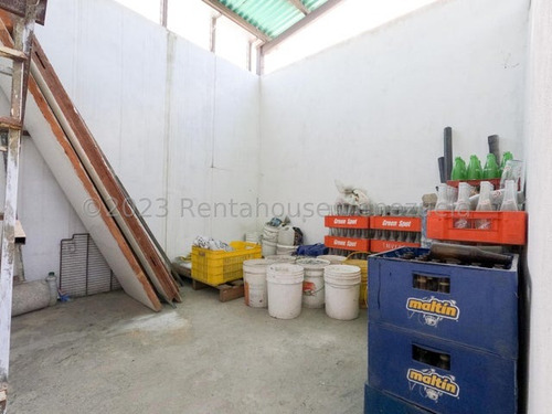 %# Edificio En Venta Con Grandes Oportunidades Para Invertir Al Centro- Este De Barquisimeto #$% Kenlimar Nieto 24-4370 &%$#