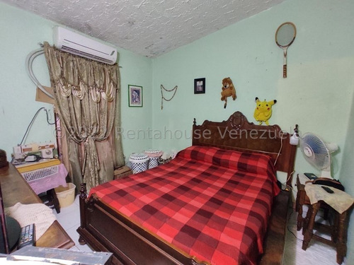 Imagen 17 de 19 de Casa En Venta En Conjunto Residencial Palo Negro Aragua 23-14707 Irrr