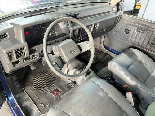 Imagen 8 de 11 de Mitsubishi L200 4x2 Nafta Permuto Financio