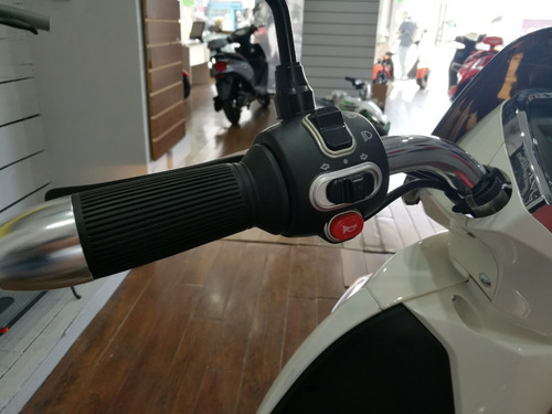 Imagen 9 de 25 de Moto Electrica Grace Scooter Se Patenta 0km Sunra Litio