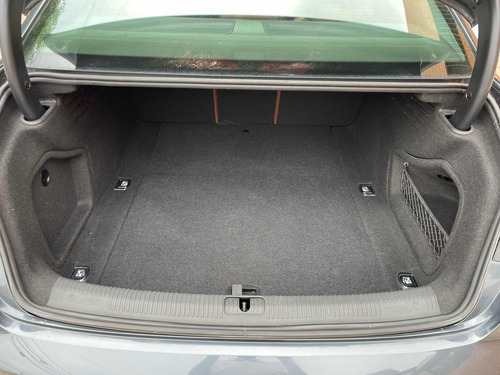 Audi A4 2.0 T Select 190hp Dsg