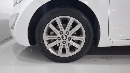 Hyundai Elantra 1.8 Gls Premium At