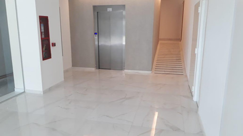 Departamento En Venta - 2 Dormitorios 1 Baño - Cochera - 85mts2 - La Plata
