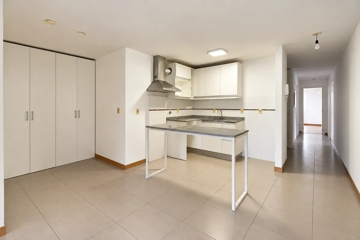 Apartamento Alquiler Parque Rodo 2 Dormitorios Piso Alto Impecable Estado Gastos Bajos Porteria Virtual · Foto 4