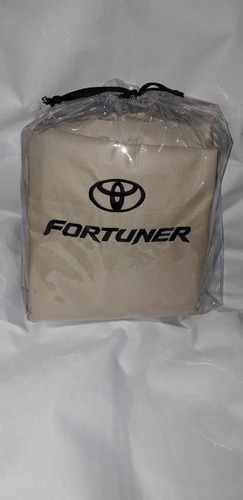 Forros De Asientos Impermeables Toyota Fortuner 3fila 06 20