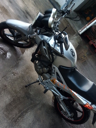 Honda Twister 250
