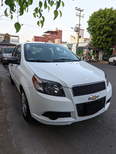 Aveo Mod. 2015 Std. Seguros Eléctricos Clima.