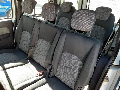 Fiat Doblò 1.8 Mpi Essence 7l 16v Flex 4p Manual