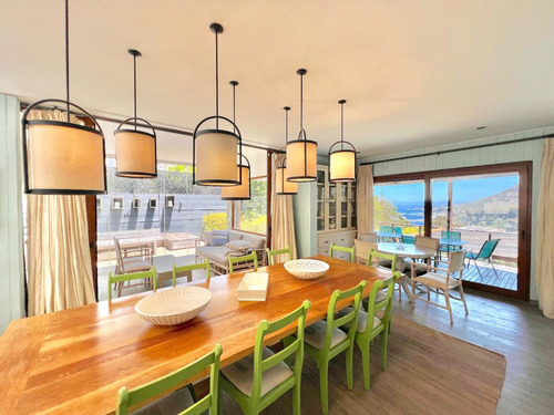 Estupenda Casa Muy Bien Pensada En Zapallar, Vista Hermosa